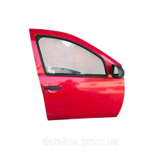 Дверка передня права Dacia Sanero  дачія сандеро  ( 2008-2013 ) оригінал 801006248R