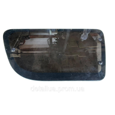 Скло багажного відсіку праве Dacia Logan MCV (2006-2012)