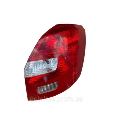 Ліхтар задній правий Skoda Fabia 2 , оригінал , код 5j6945096