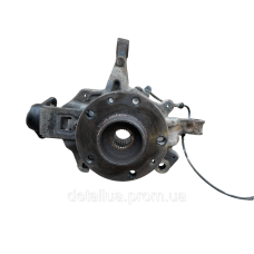 Цапфа - поворотний кулак передній правий 1,5dci  Renault Megane 3 (2009-2015)