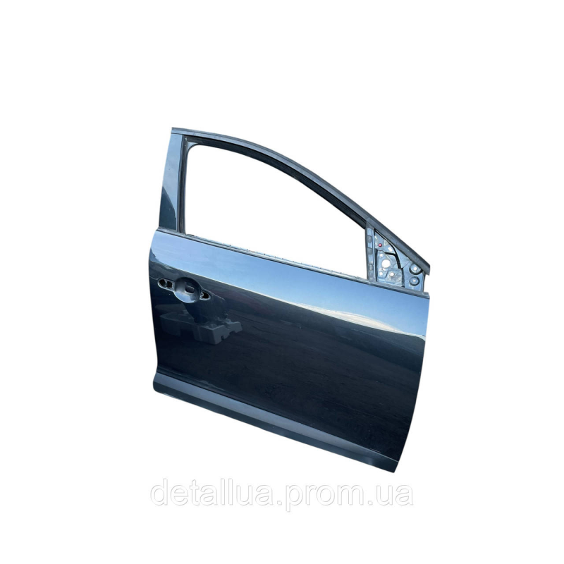 Передня права дверка Renault Megane 3 (2009-2015)