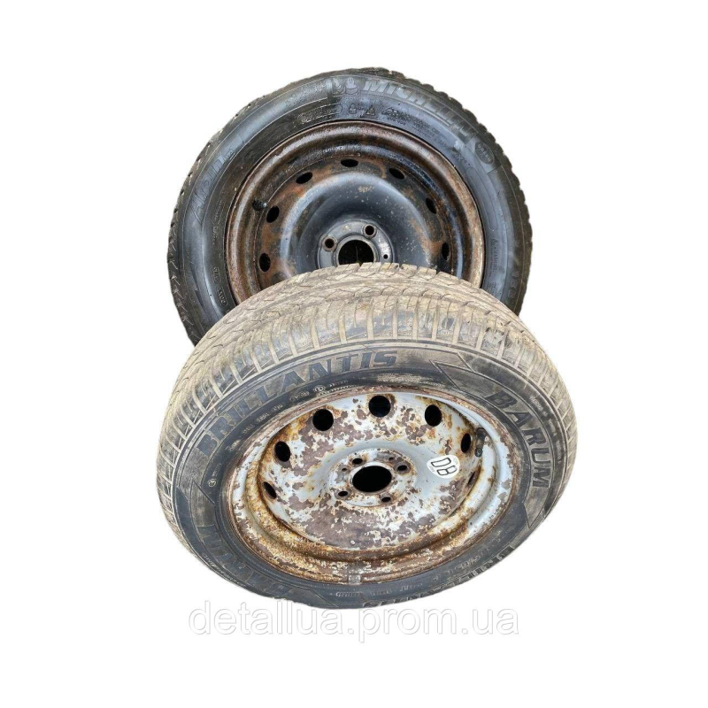 Диск з шиною R15 4x98 ET43 Dacia-Renault Sandero ( 2008-2012 )