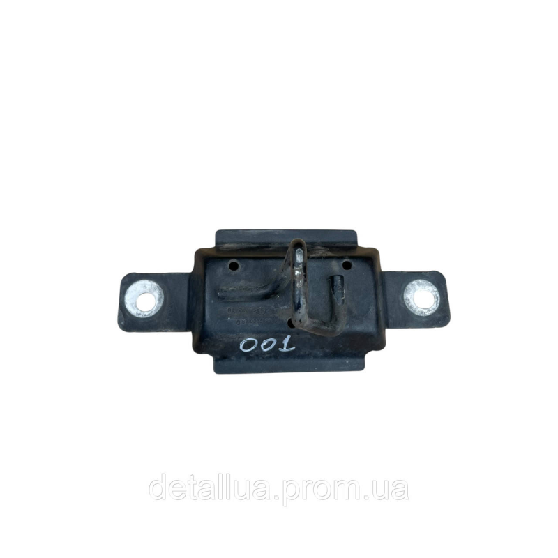Петля замка капоту Renault Megane 3 (2009-2015)
