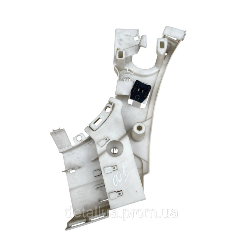 Кронштейн проводки Renault Megane 3 (2009-2015) Кронштейн проводки Renault Megane 3 (2009-2015)