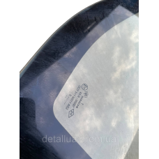 Скло в кузов заднє праве Renault Duster, Dacia Duster (2010-2018)