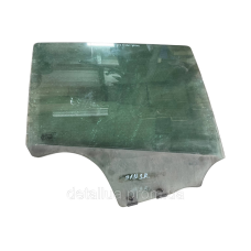 Скло дверей заднє праве Renault Dacia Sandero (2007-2012) оригінал 8200733046