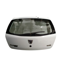 Кришка багажника (ляда) зі склом Dacia-Renault Sandero (2008-2012)