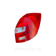 Ліхтар задній правий Skoda Fabia 2 , Шкода Фабія 2 оригінал 5j6945112